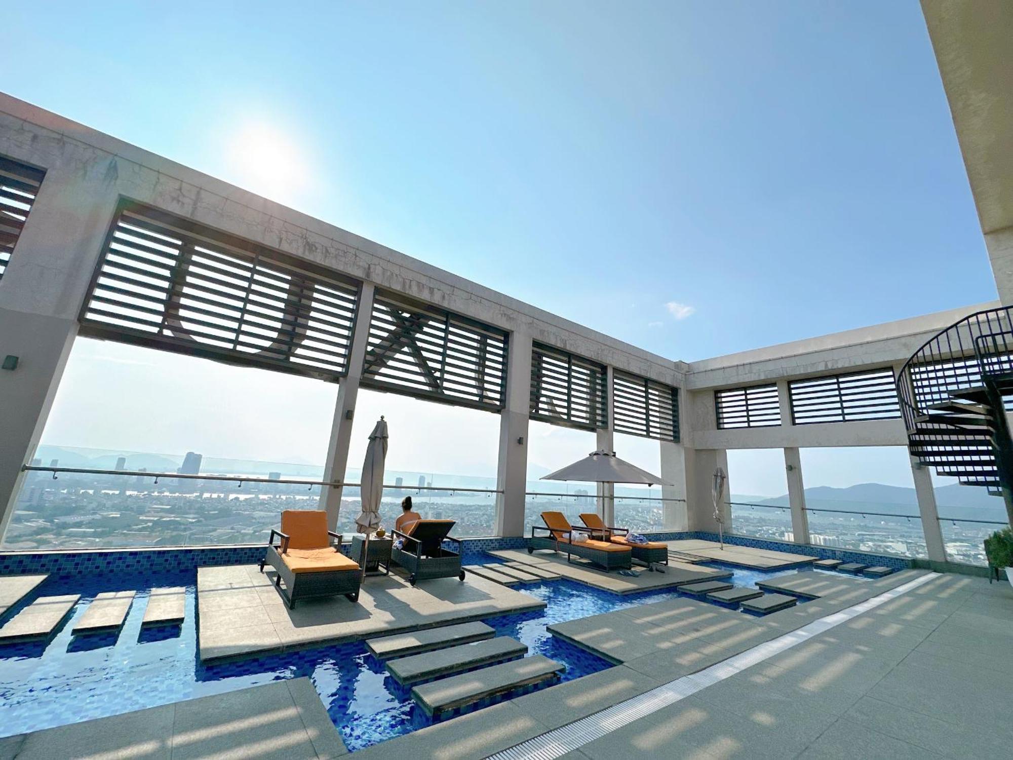 Luxury Apt Opposite Mykhe Beach Дананг Экстерьер фото