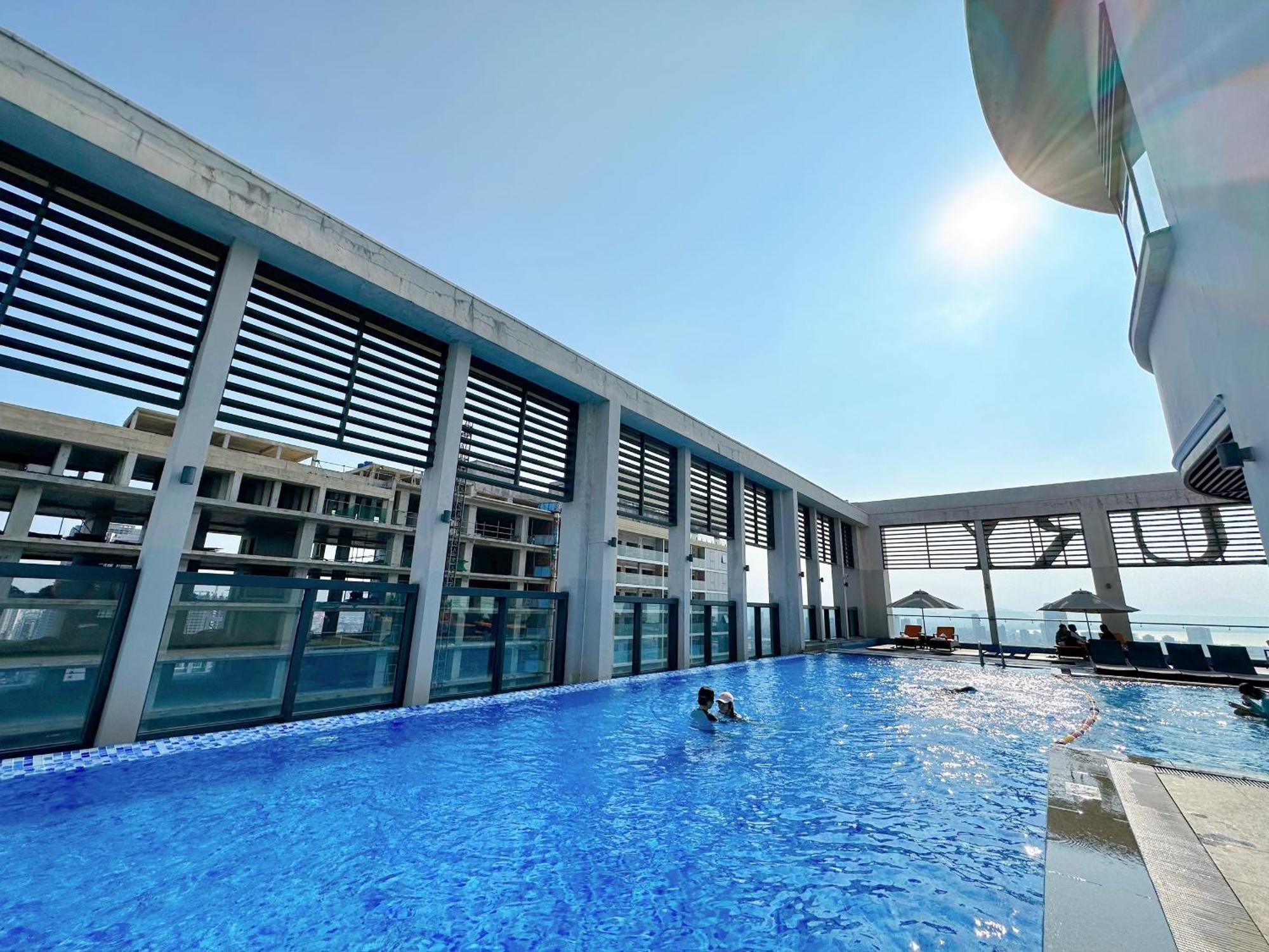 Luxury Apt Opposite Mykhe Beach Дананг Экстерьер фото