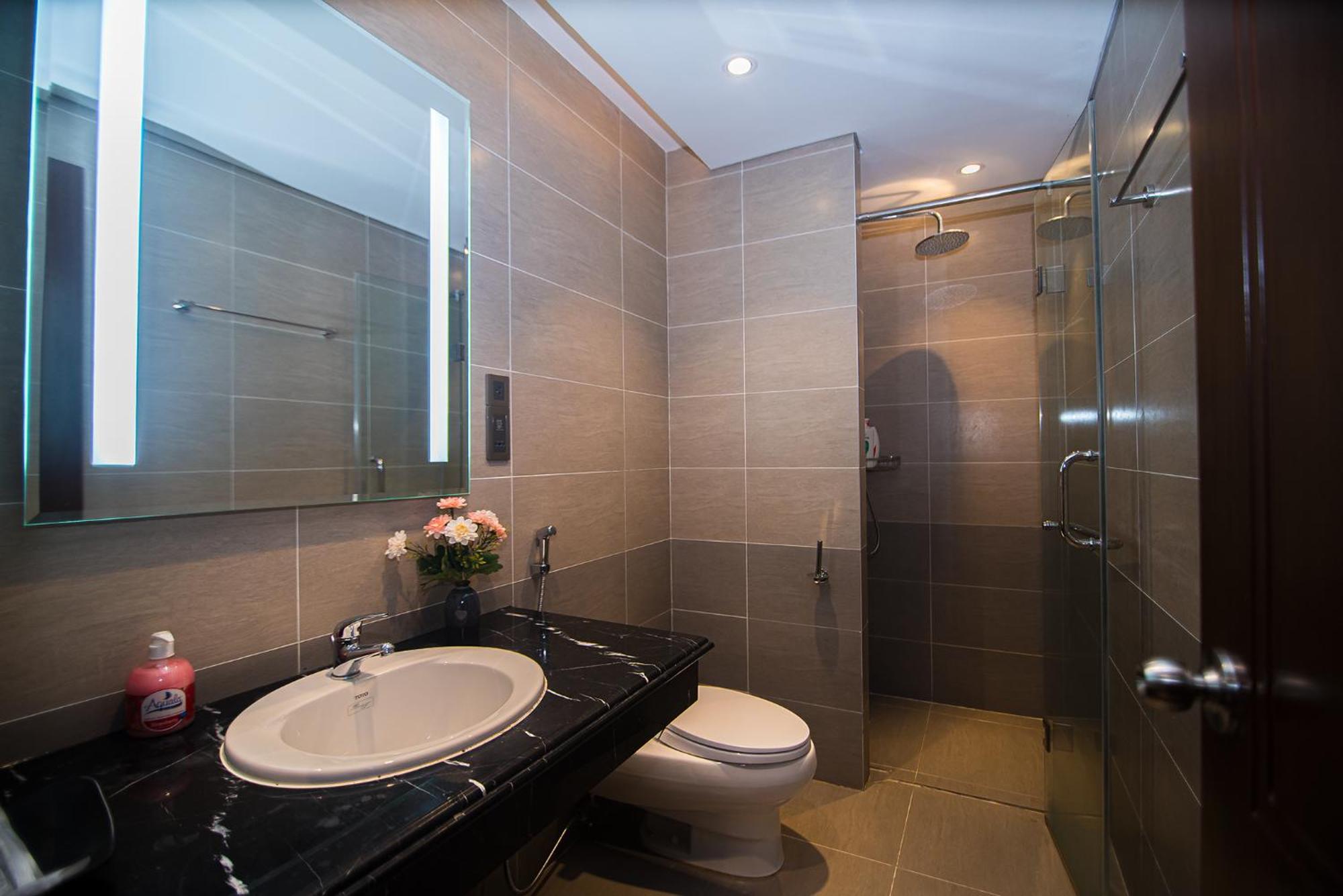 Luxury Apt Opposite Mykhe Beach Дананг Экстерьер фото